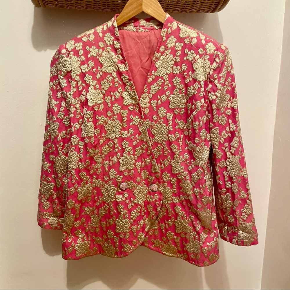 VINTAGE | Brocade Pink & Gold Blazer | Size M-L